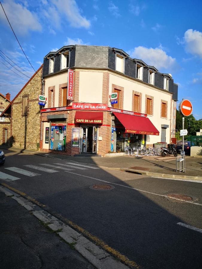 Bessancourt Cafe De La Gare酒店 外观 照片